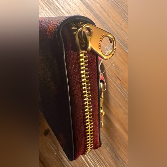 Coach Country Floral Phone Wallet w/ Wrist Strap - Picture 5 of 10